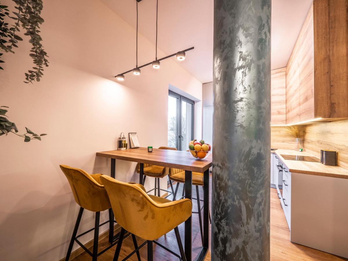 B10 Business Apartments Žilina Buitenkant foto
